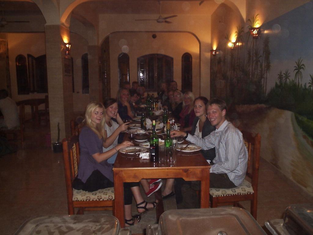 Kareem Hotel Luxor Buitenkant foto