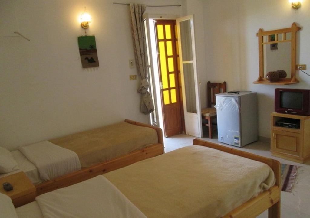 Kareem Hotel Luxor Buitenkant foto