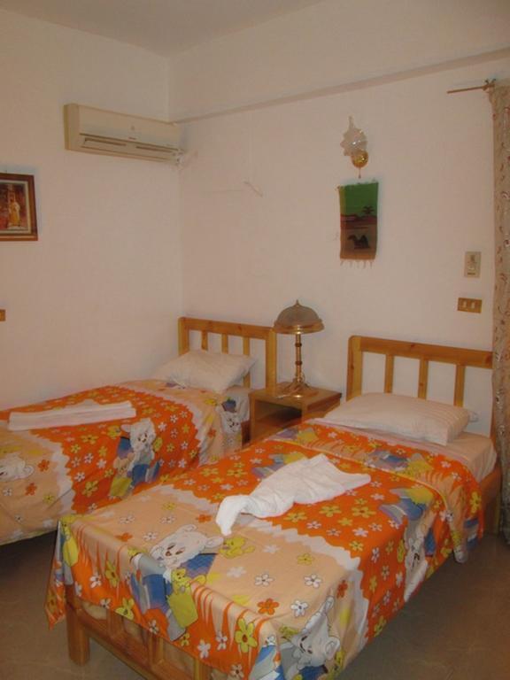 Kareem Hotel Luxor Buitenkant foto