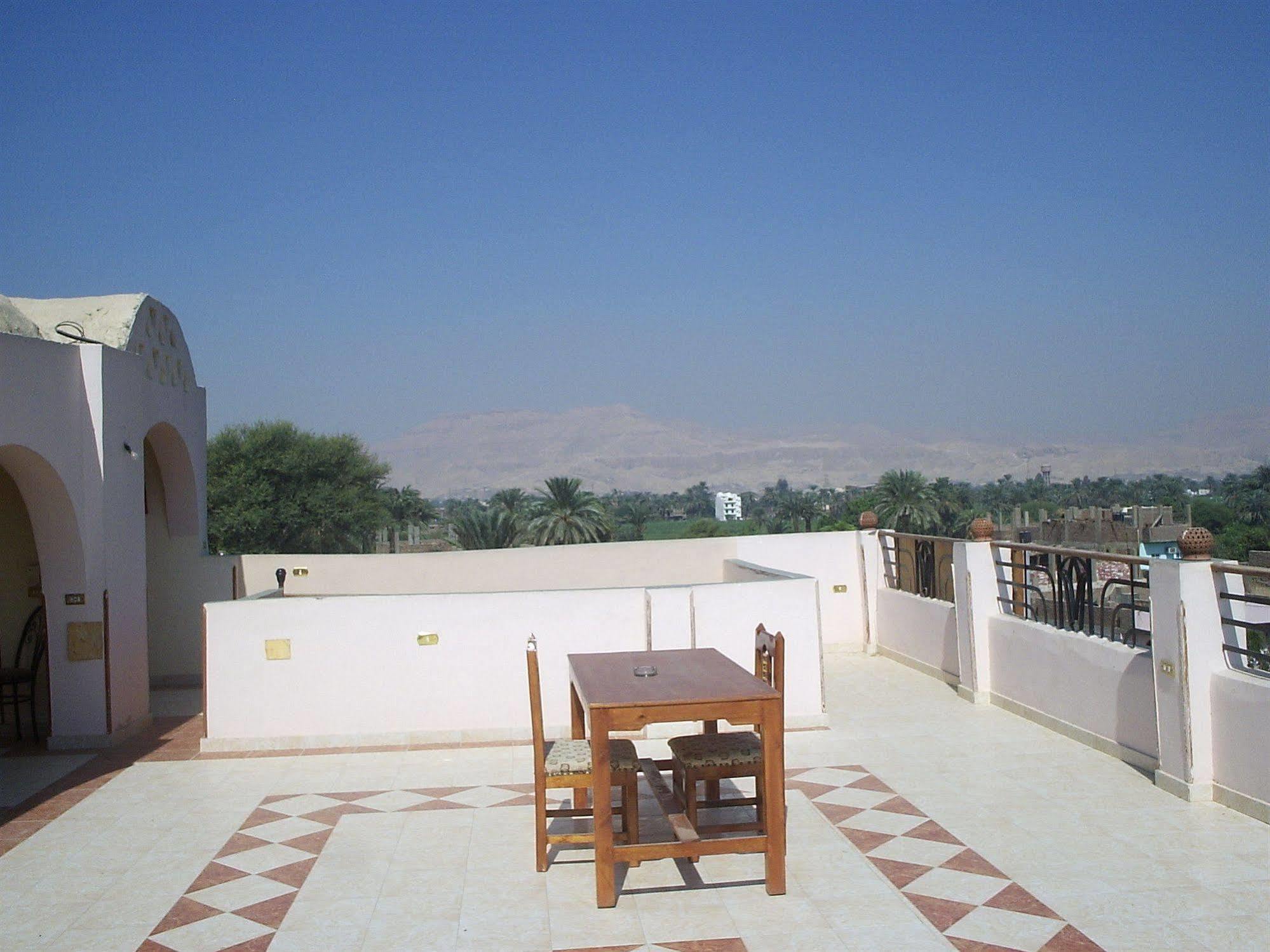 Kareem Hotel Luxor Buitenkant foto