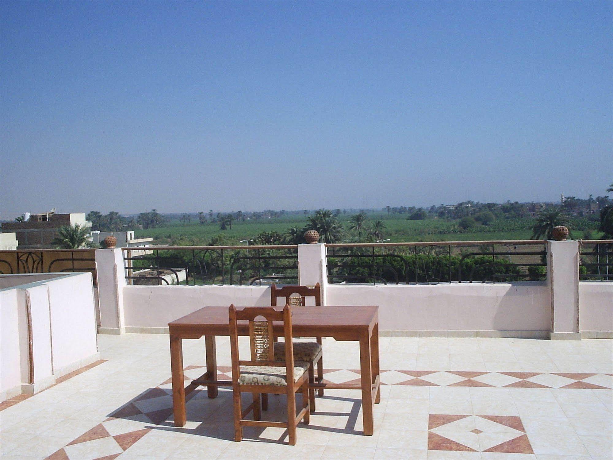 Kareem Hotel Luxor Buitenkant foto